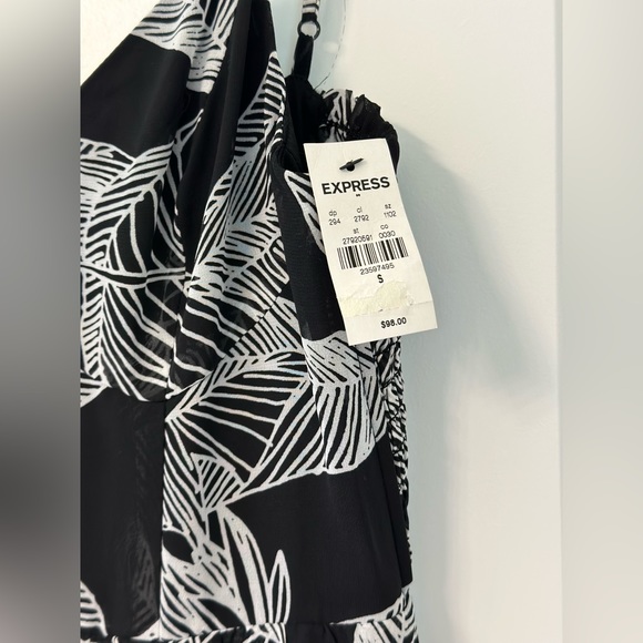 BNWT Express Maxi Dress with Slit - Size S - Picture 7 of 9